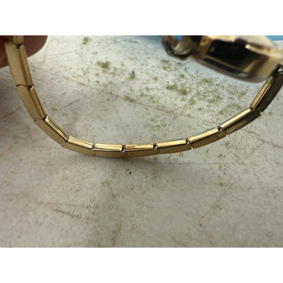 Vintage NORWOUD Anti-Shock 7 Jewels Mechanical Gold Tone Watch w/ Box - Picture 4 of 6